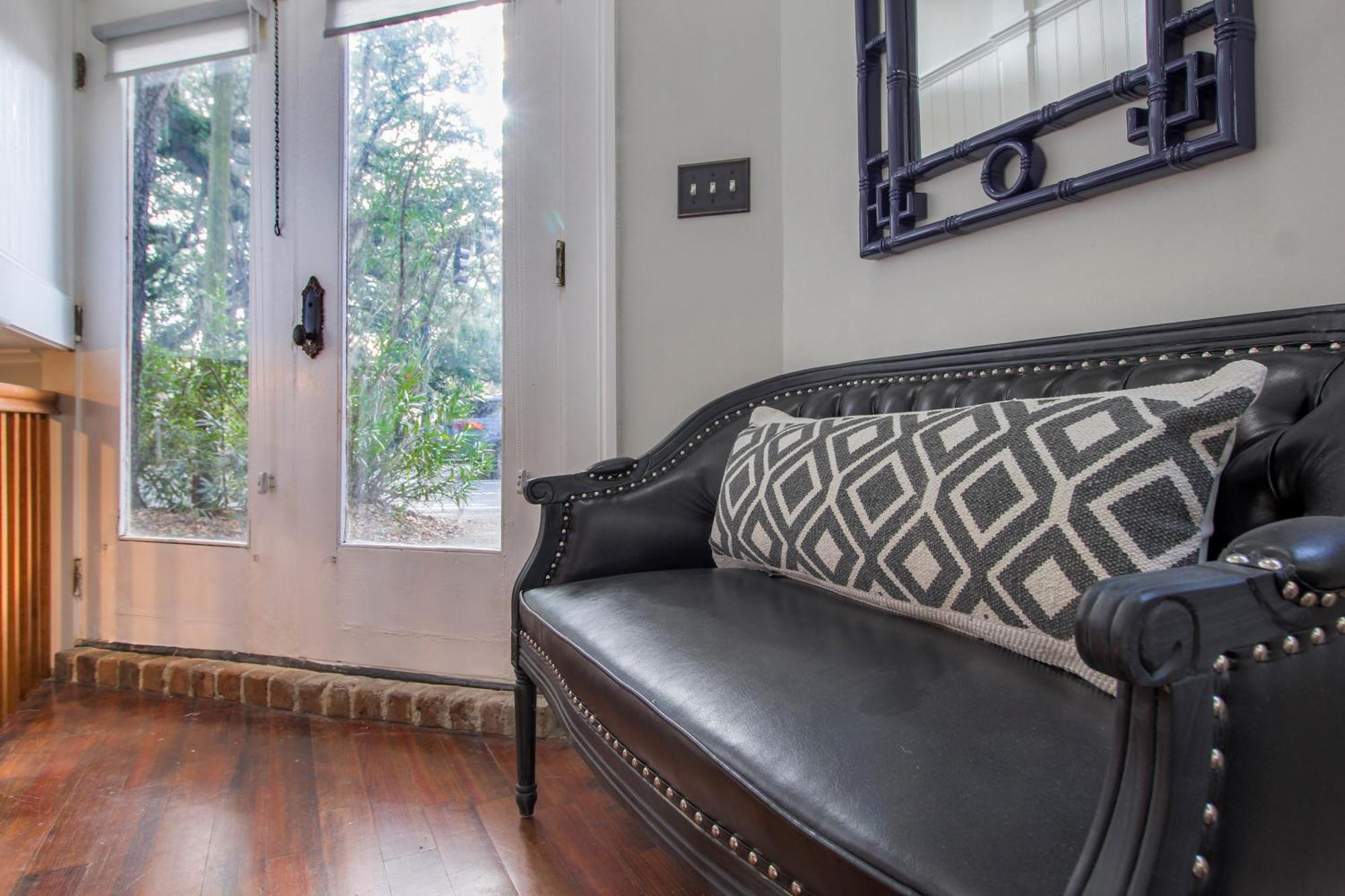 Walk To It All In Downtown, Double King Beds 서배너 외부 사진